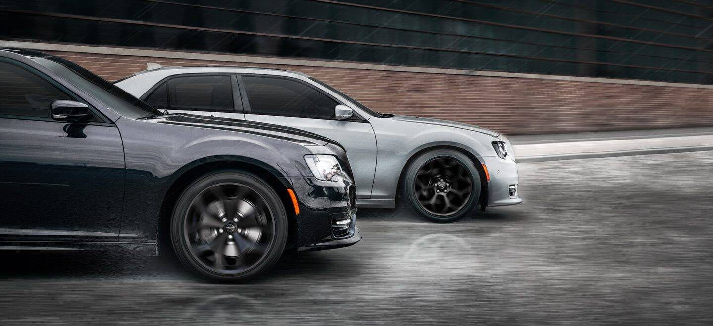 used chrysler 300s.jpg