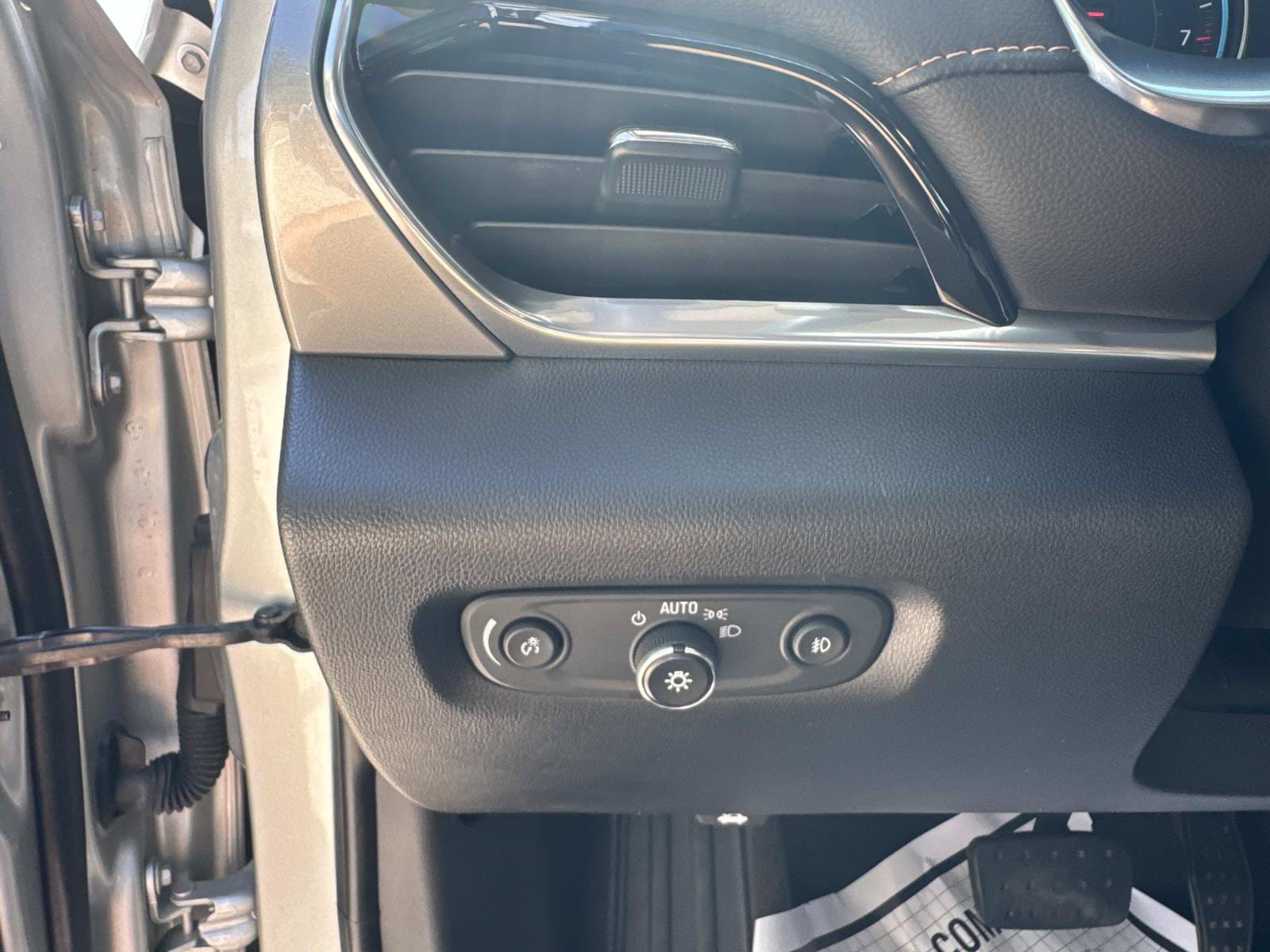 2020 Chevrolet Traverse RS - Photo 31