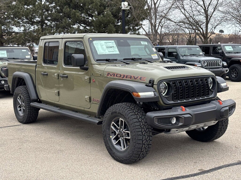 New 2026 Jeep Gladiator MOJAVE 4X4 Pickup