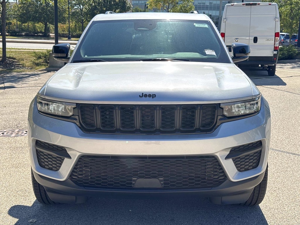 New 2025 Jeep Grand Cherokee ALTITUDE X 4X4 Sport Utility