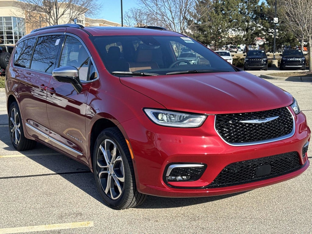 New 2026 Chrysler Pacifica PINNACLE AWD Passenger Van