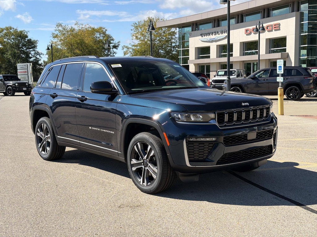 New 2027 Jeep Grand Cherokee LIMITED 4X4 Sport Utility