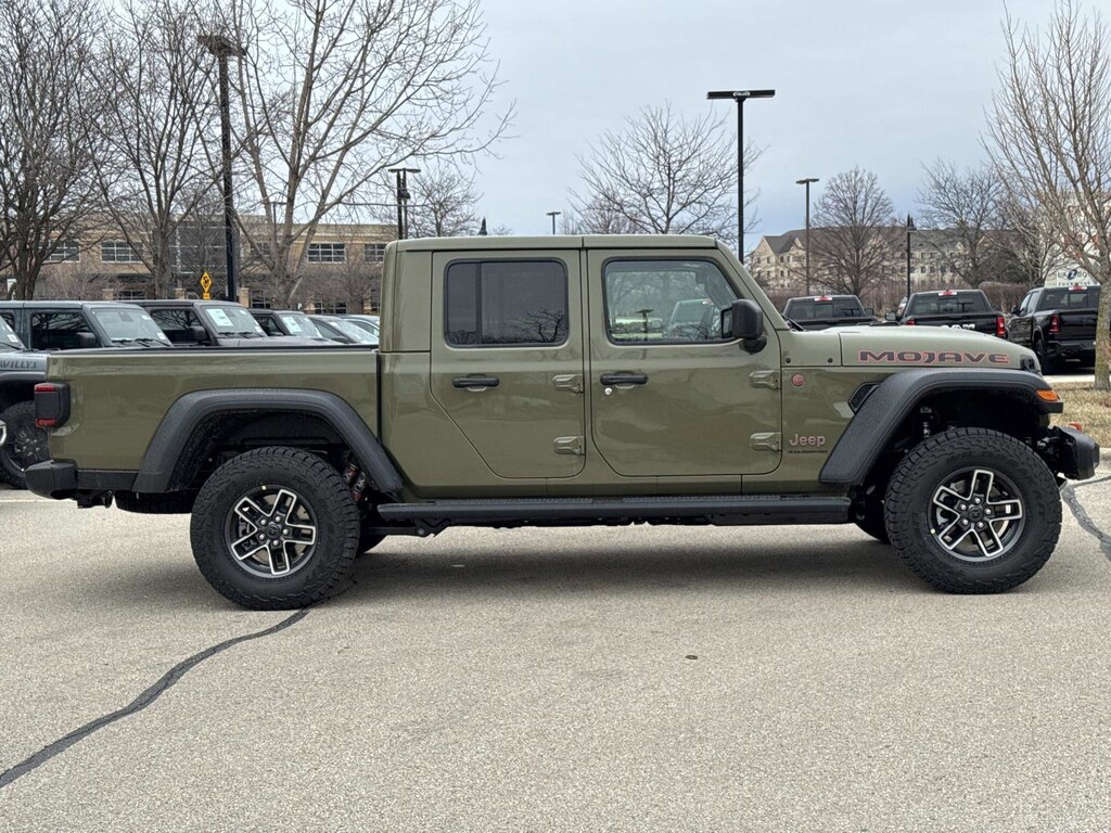 New 2026 Jeep Gladiator MOJAVE 4X4 Pickup