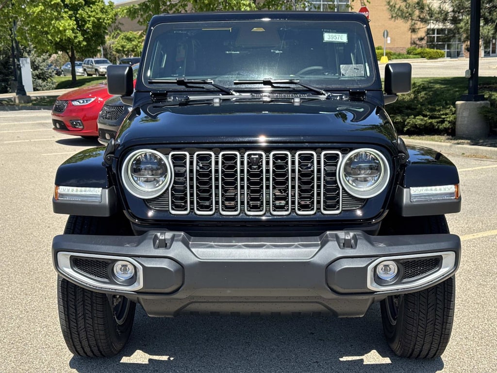 New 2026 Jeep Wrangler 4-DOOR SAHARA Sport Utility