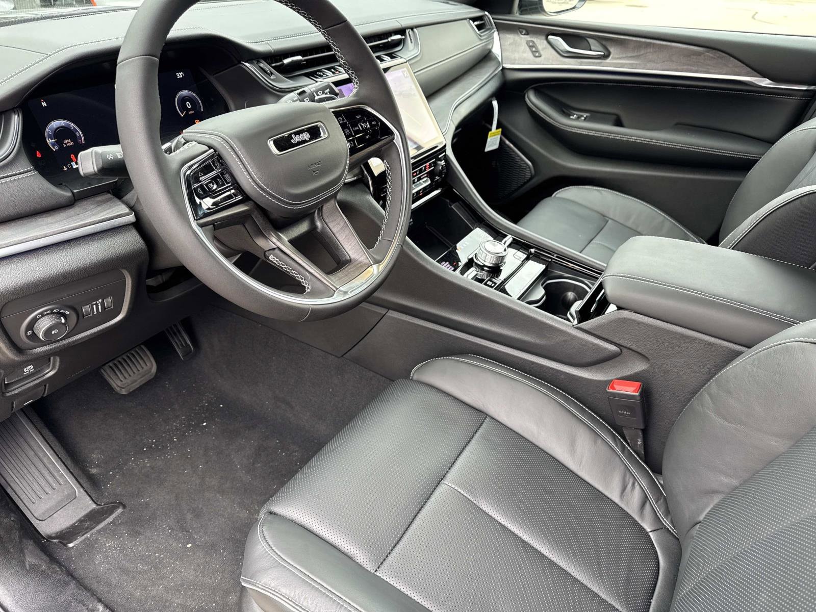 2025 Jeep Grand Cherokee Overland - Photo 21