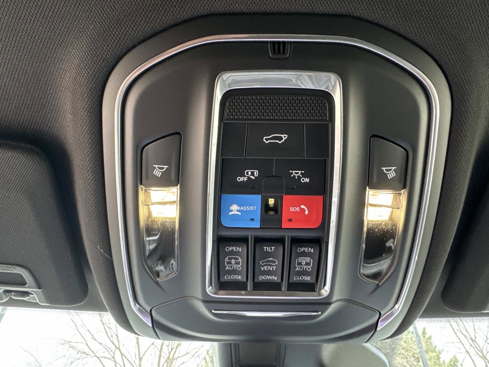 2025 Jeep Grand Cherokee Overland - Photo 23