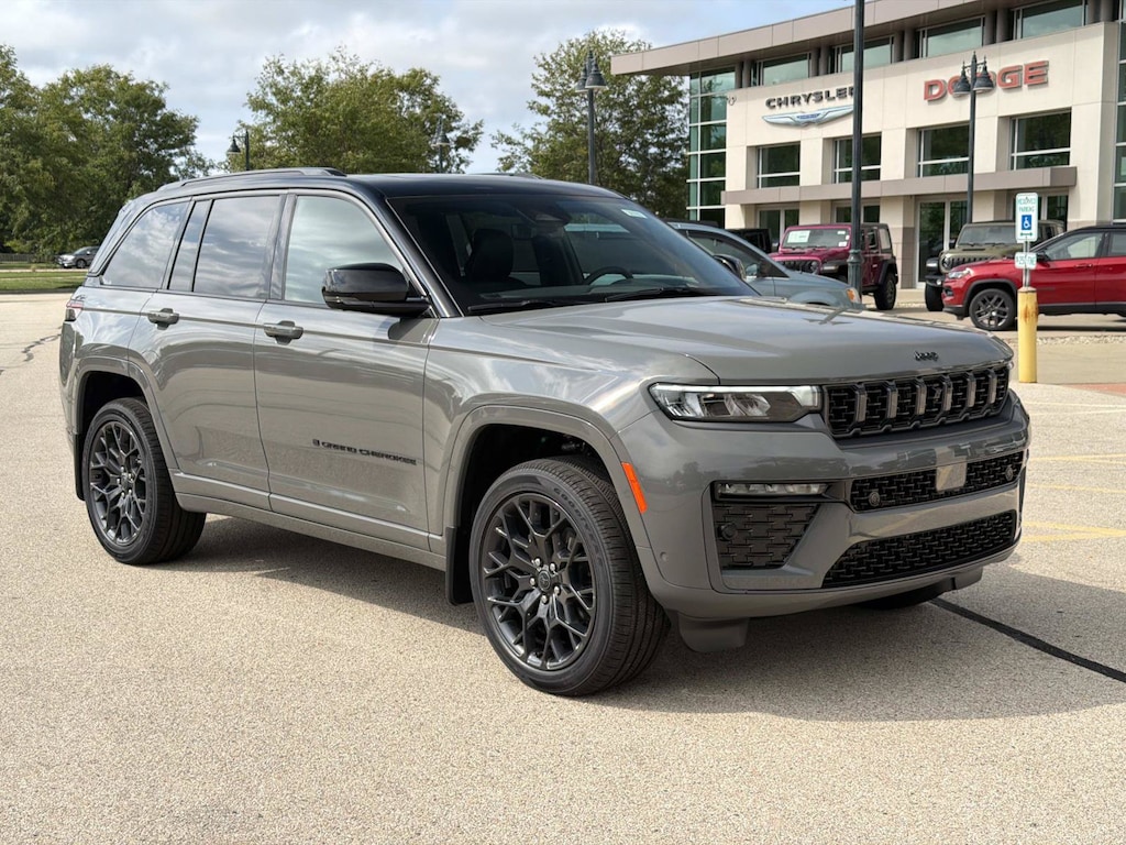 New 2027 Jeep Grand Cherokee Summit Sport Utility
