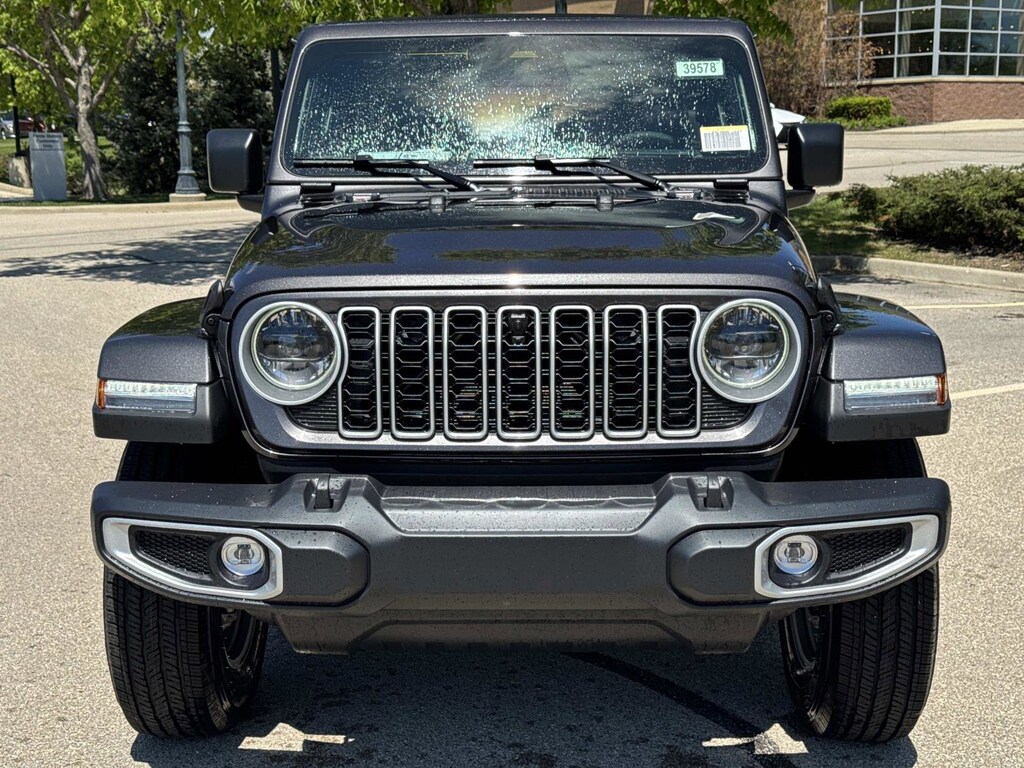 New 2026 Jeep Wrangler 4-DOOR SAHARA Sport Utility