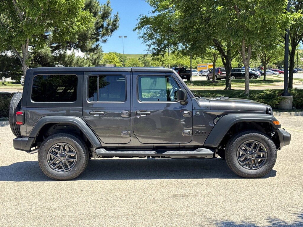 New 2026 Jeep Wrangler 4-DOOR SPORT S Sport Utility