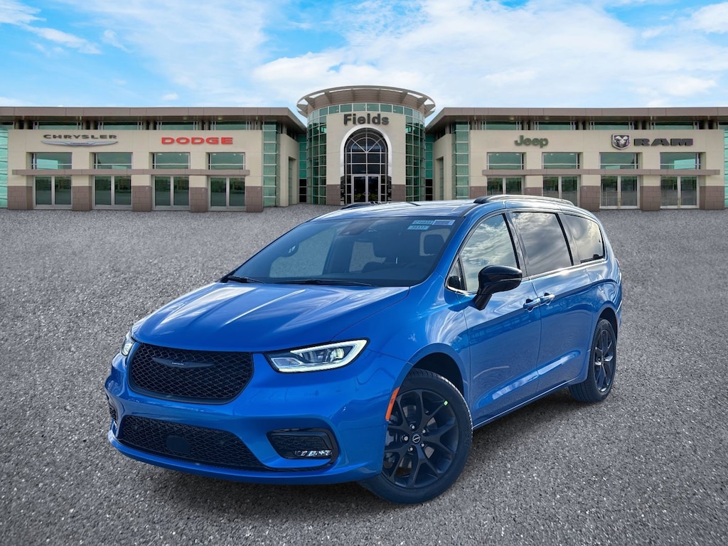 New 2026 Chrysler Pacifica SELECT AWD Passenger Van