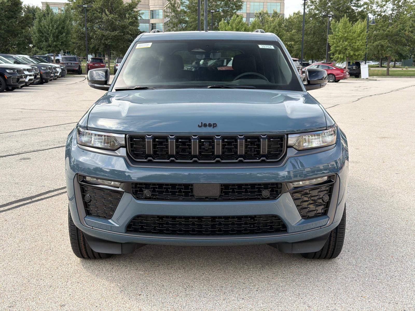 New 2027 Jeep Grand Cherokee 2 Row LIMITED 4X4 Sport Utility