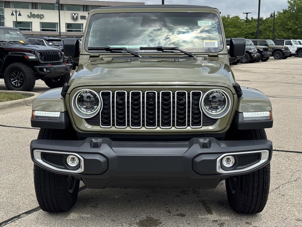 New 2026 Jeep Wrangler 4-DOOR SAHARA Sport Utility