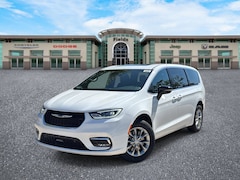 2026 Chrysler Pacifica SELECT AWD Passenger Van