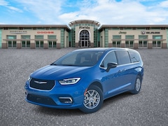 2026 Chrysler Pacifica SELECT Passenger Van