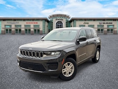 2025 Jeep Grand Cherokee LAREDO 4X4 Sport Utility