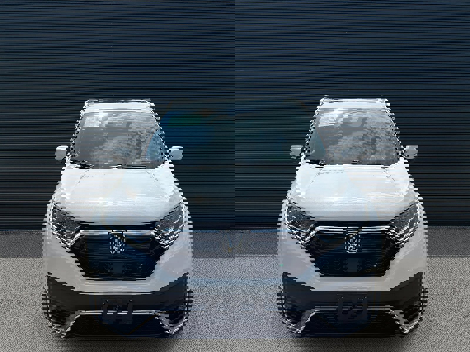 2020 Honda CR-V Touring photo 2