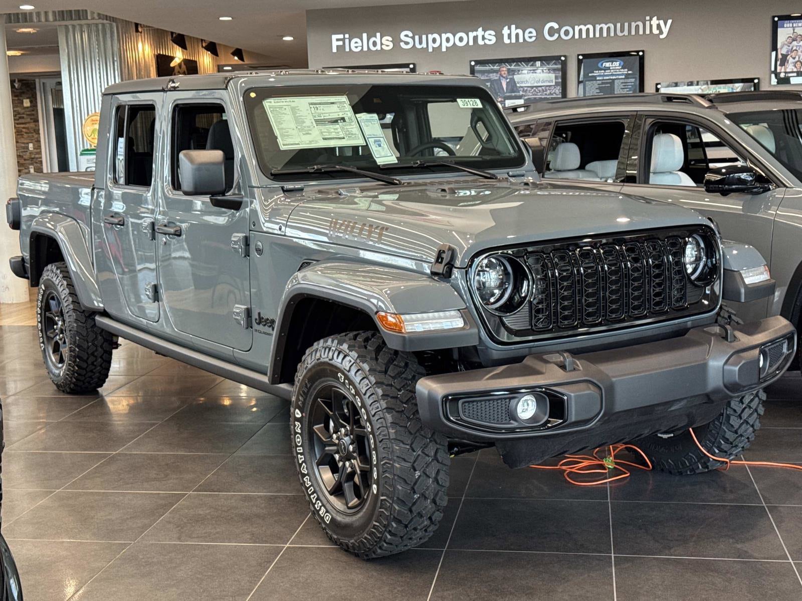 2025 Jeep Gladiator Willys - Photo 3