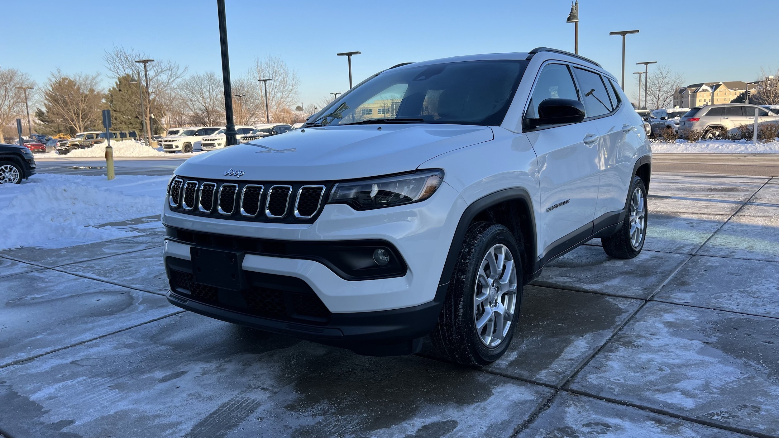 2024 Jeep Compass Latitude Lux