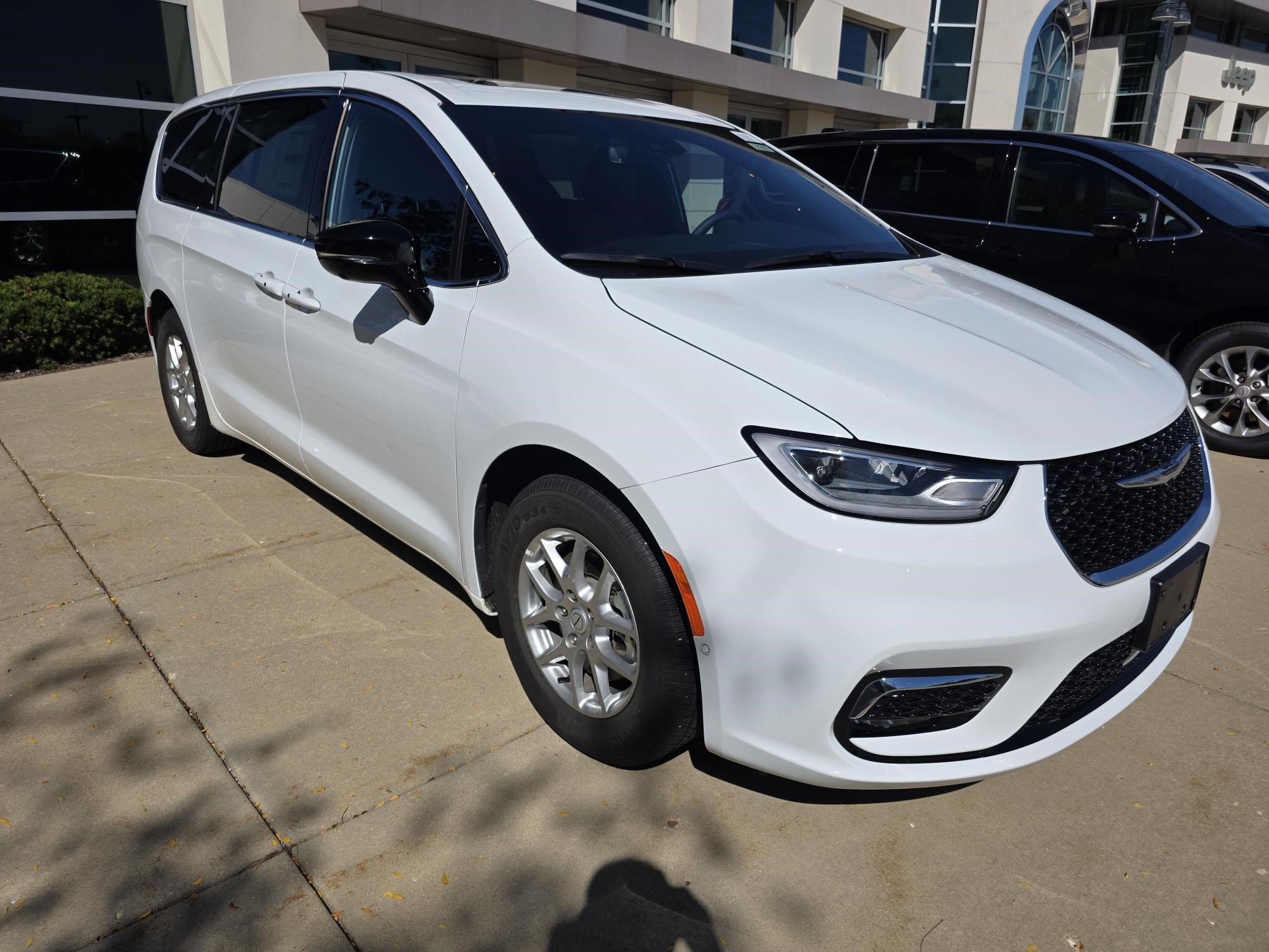 2026 Chrysler Pacifica