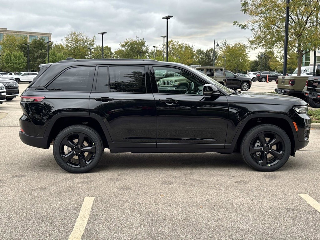 New 2025 Jeep Grand Cherokee ALTITUDE X 4X4 Sport Utility