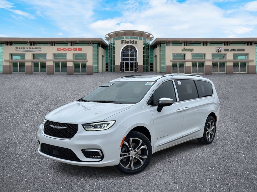 New 2026 Chrysler Pacifica PINNACLE AWD Passenger Van
