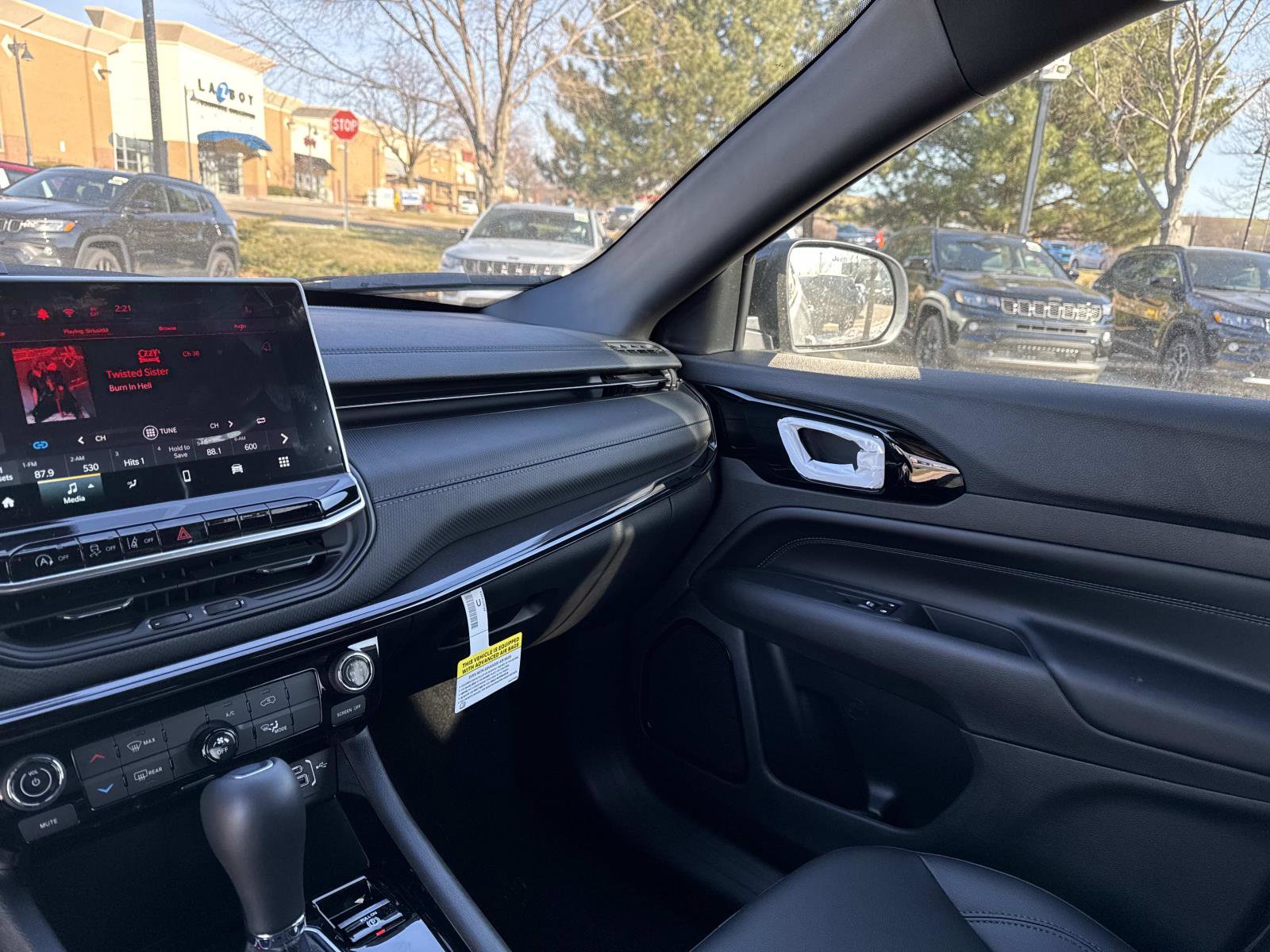 2026 Jeep Compass Latitude - Photo 24