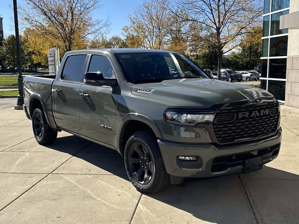 New 2026 Ram 1500 BIG HORN CREW CAB 4X4 5'7 BOX Pickup