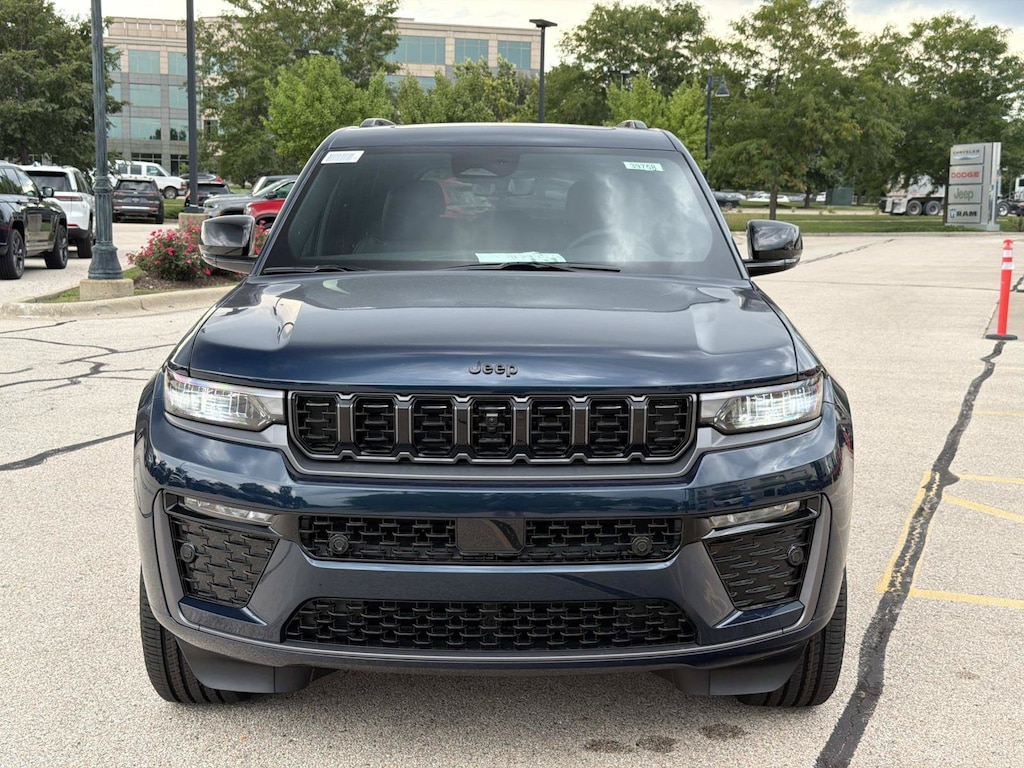New 2027 Jeep Grand Cherokee Limited Reserve Sport Utility