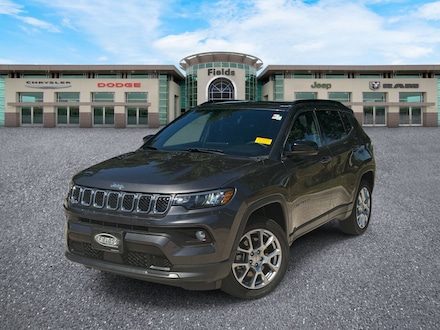 2023 Jeep Compass Latitude Lux Latitude Lux 4x4