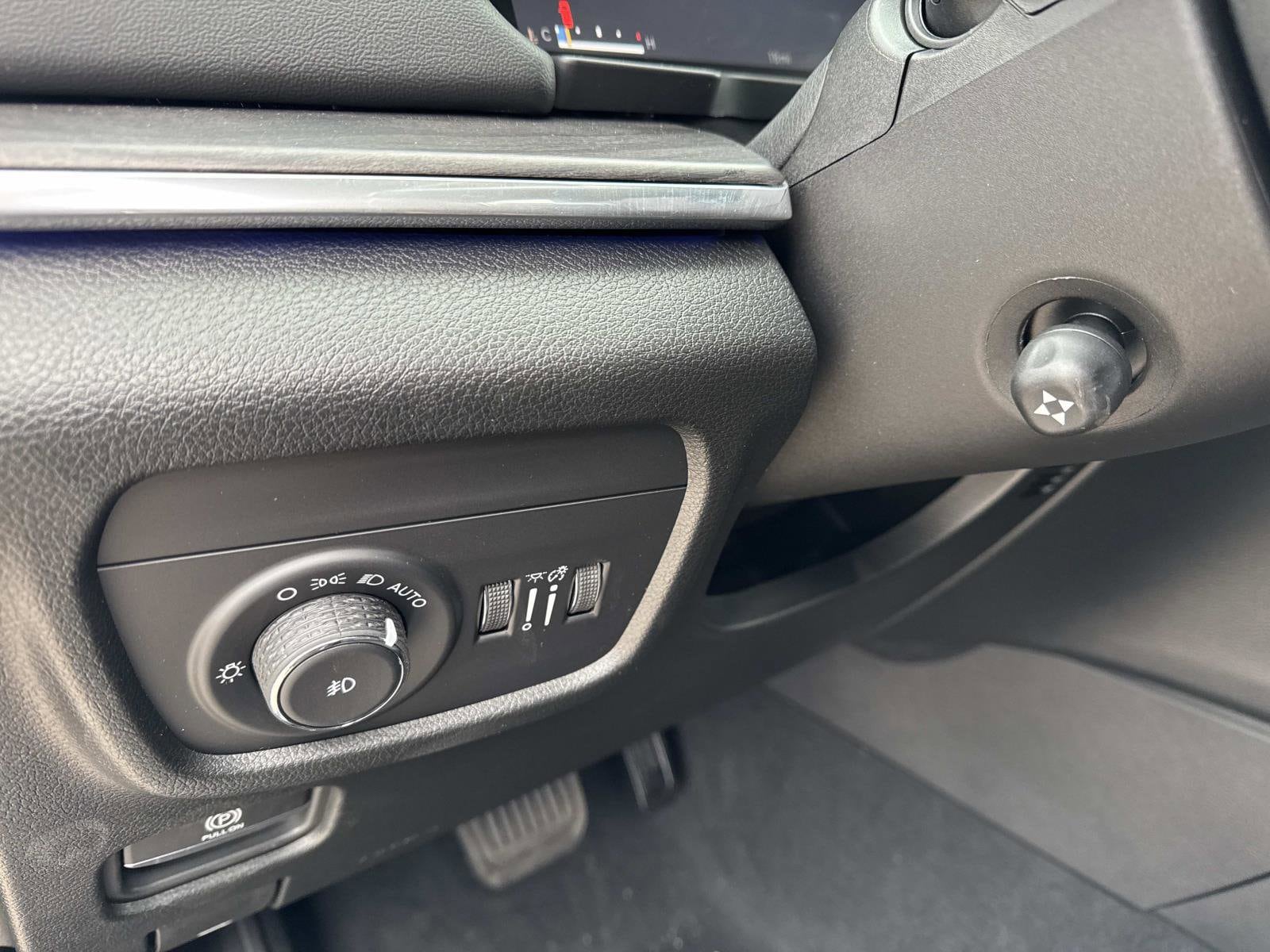 2025 Jeep Grand Cherokee Overland - Photo 32