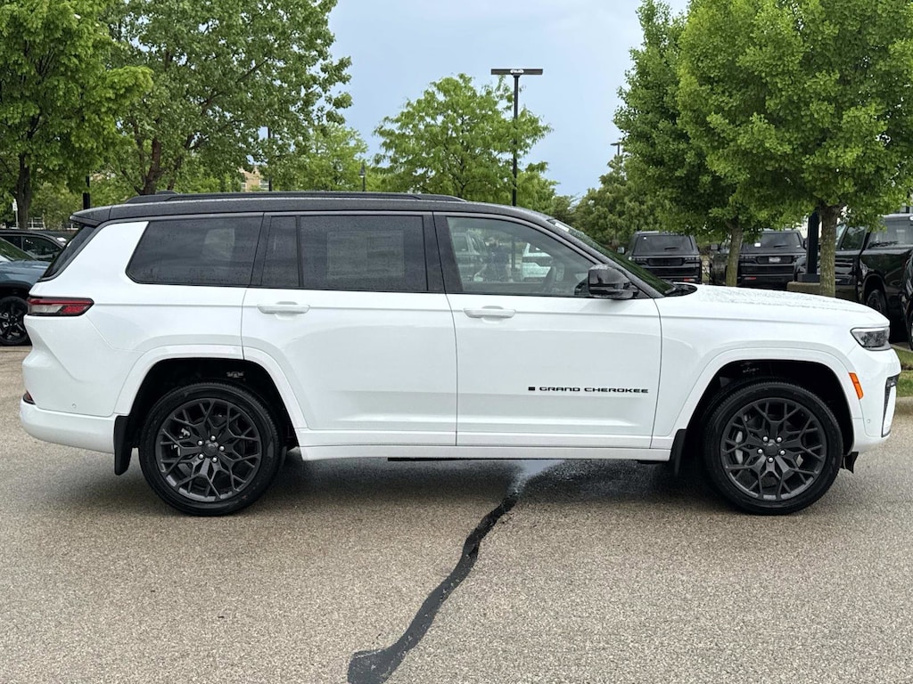 New 2026 Jeep Grand Cherokee L SUMMIT 4X4 Sport Utility