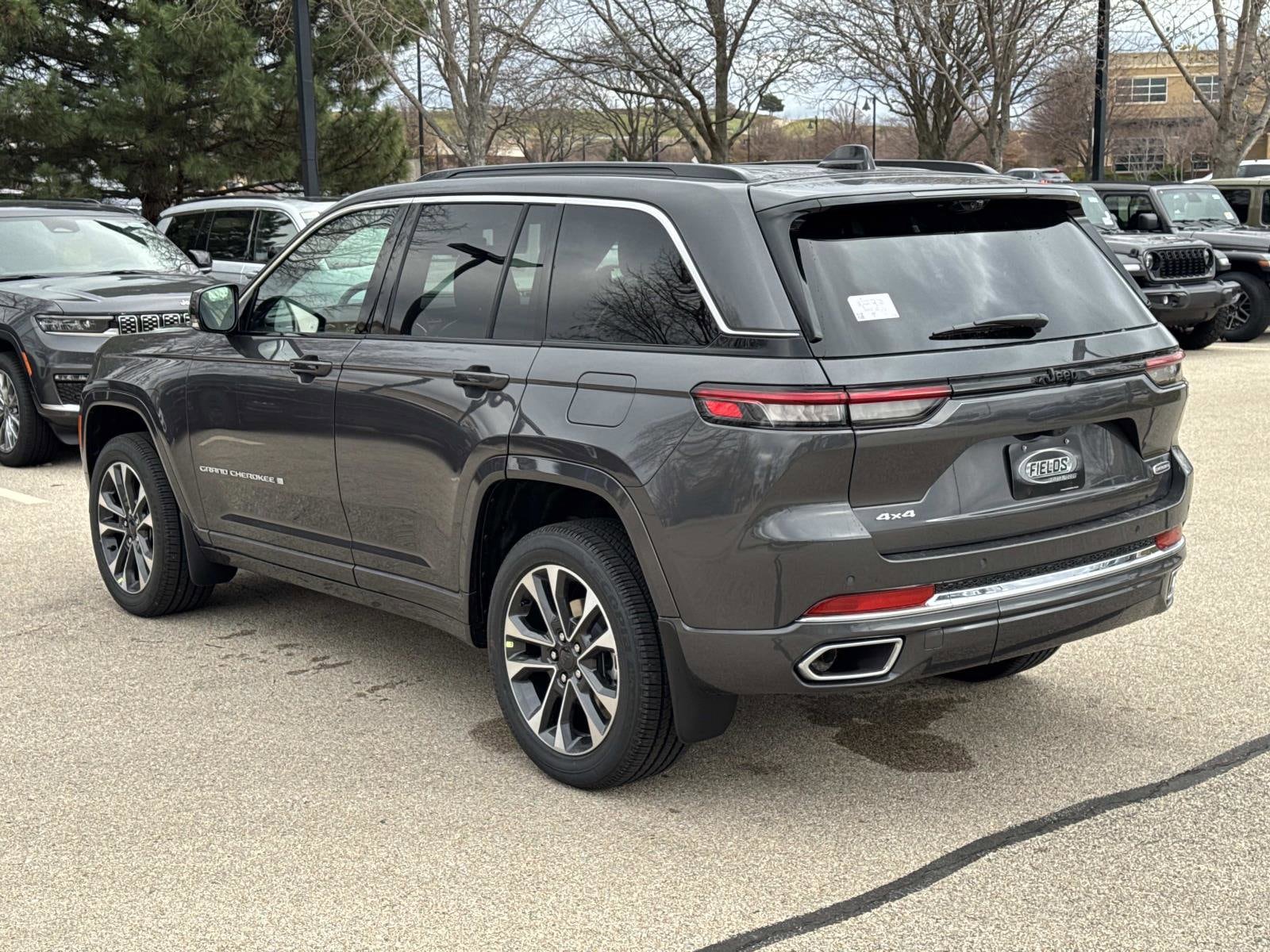 2025 Jeep Grand Cherokee Overland - Photo 7