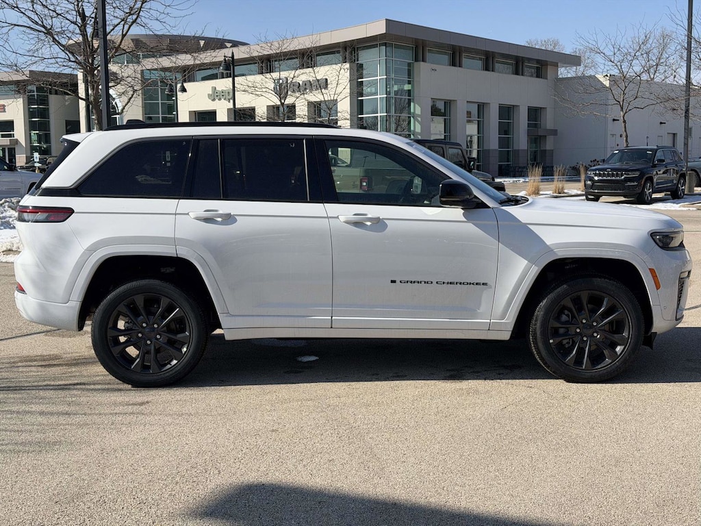 New 2026 Jeep Grand Cherokee LIMITED RESERVE 4X4 Sport Utility