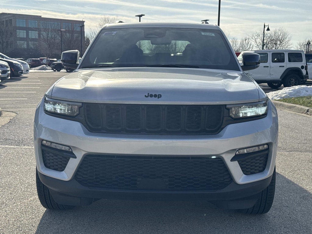 New 2025 Jeep Grand Cherokee LIMITED 4X4 Sport Utility