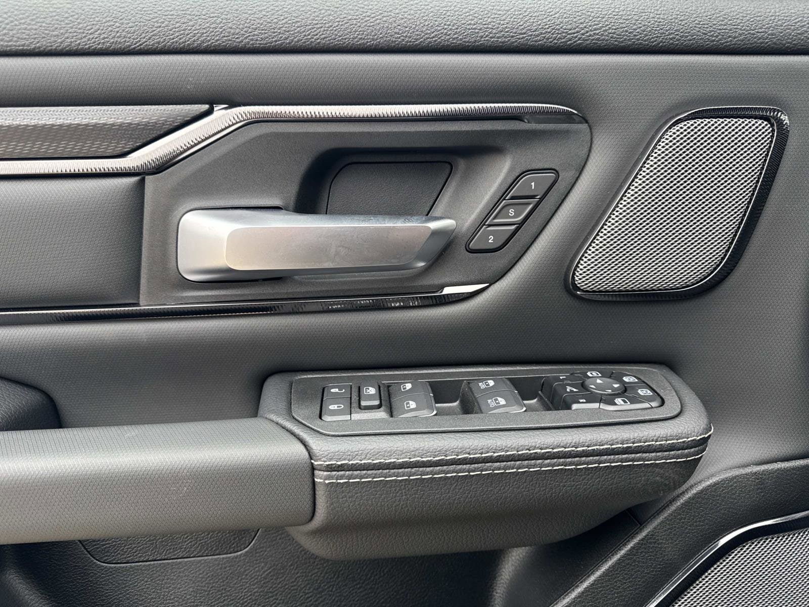 2026 RAM 1500 Rebel - Photo 18