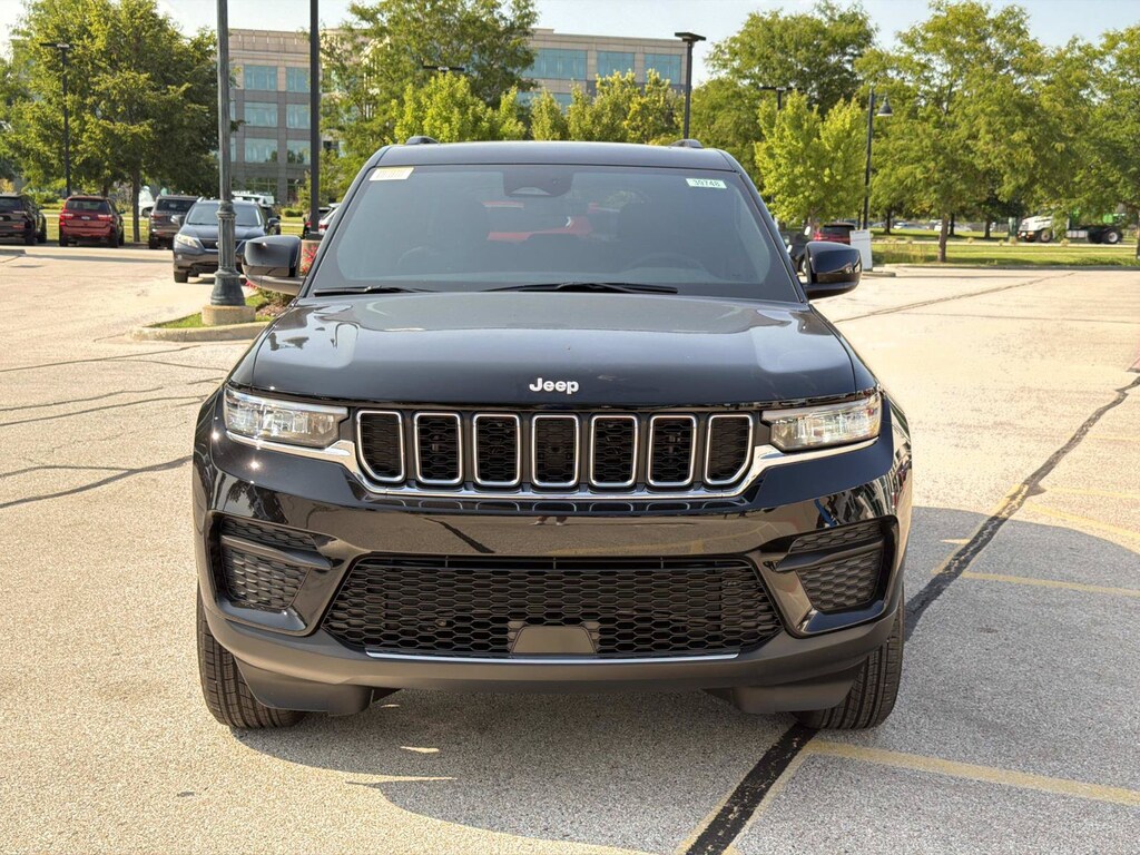 New 2027 Jeep Grand Cherokee Laredo X Sport Utility