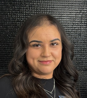 Staff member Jasmine from ID_d6d2dd