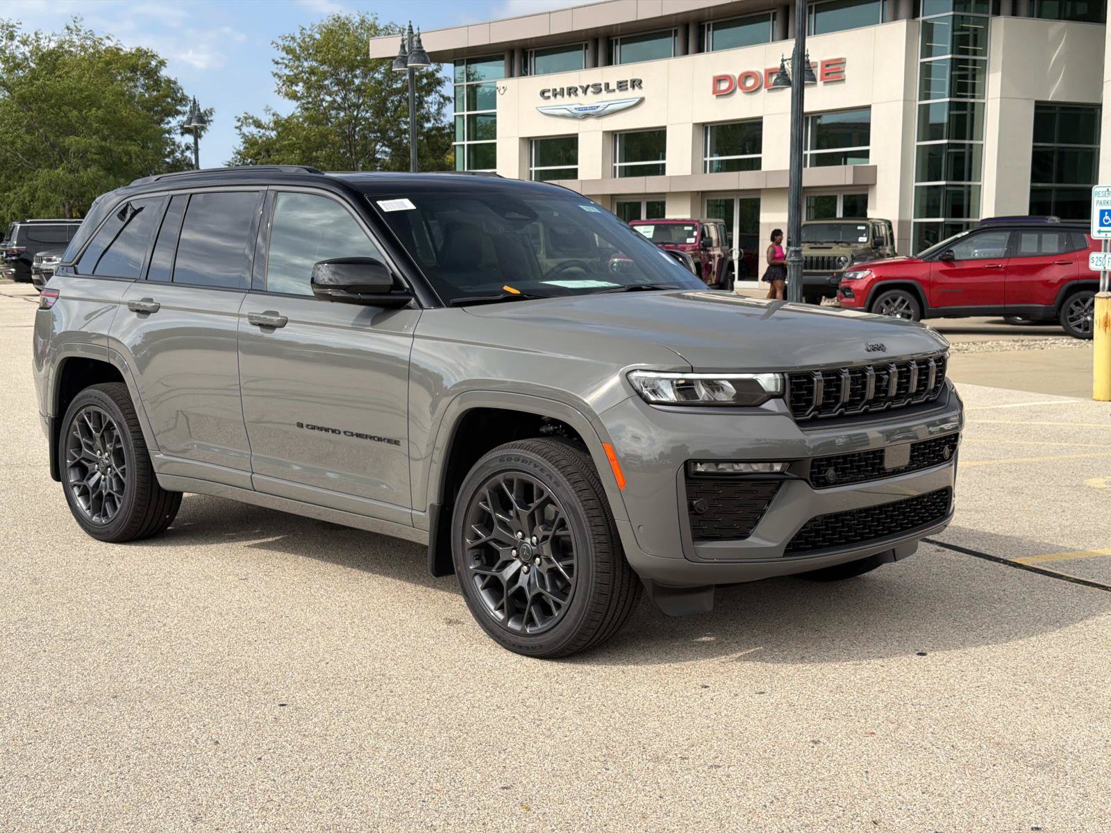 New 2027 Jeep Grand Cherokee 2 Row SUMMIT 4X4 Sport Utility