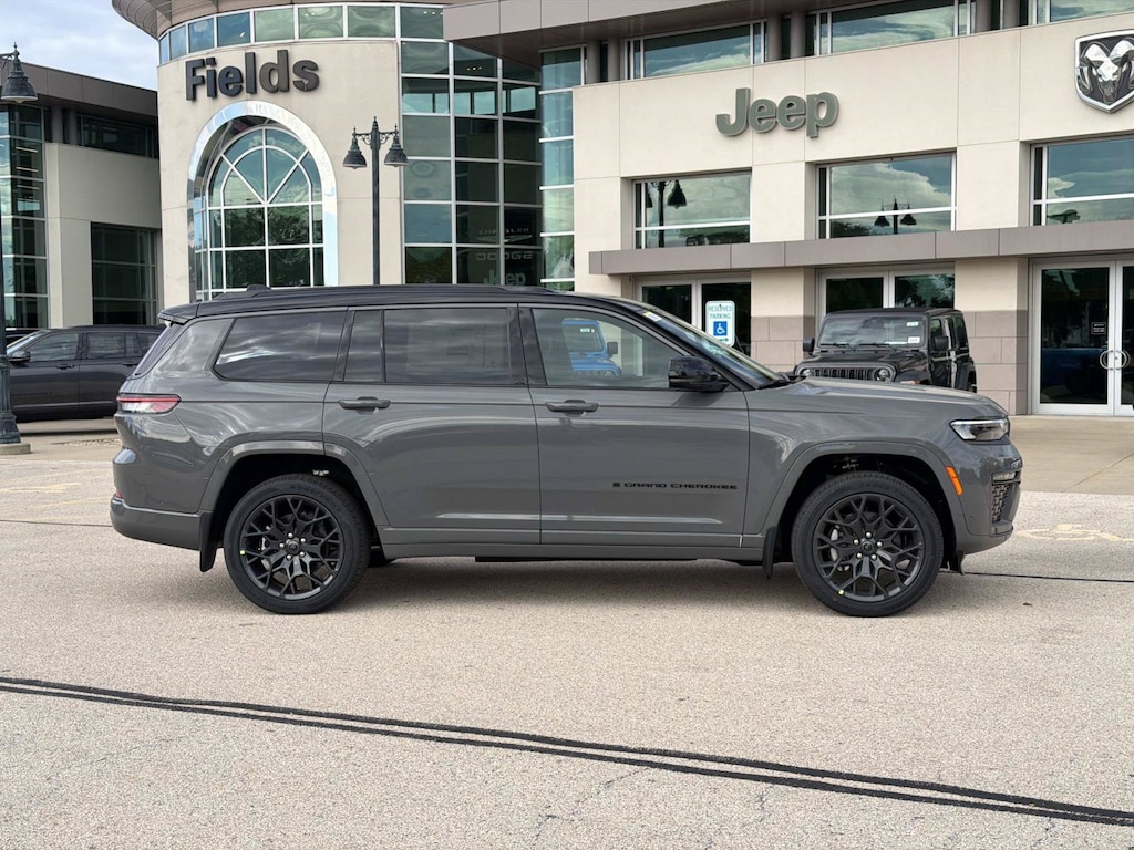 New 2027 Jeep Grand Cherokee L 3 Row SUMMIT 4X4 Sport Utility