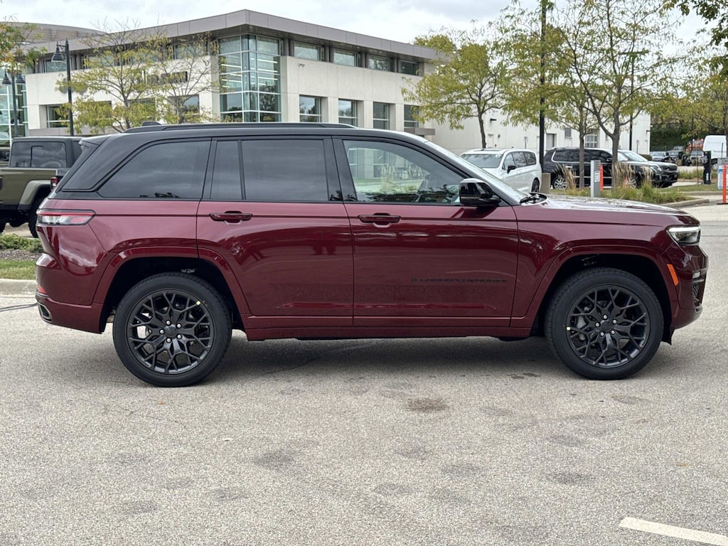 New 2025 Jeep Grand Cherokee SUMMIT RESERVE 4X4 Sport Utility