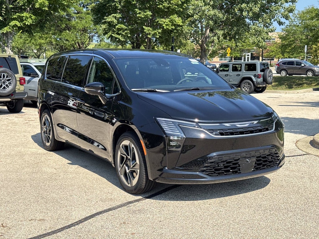 New 2027 Chrysler Pacifica LIMITED AWD Passenger Van