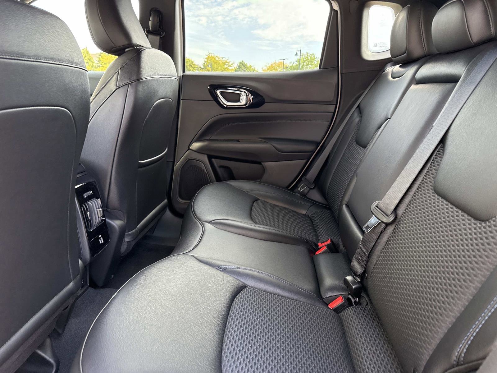 2026 Jeep Compass Altitude - Photo 12