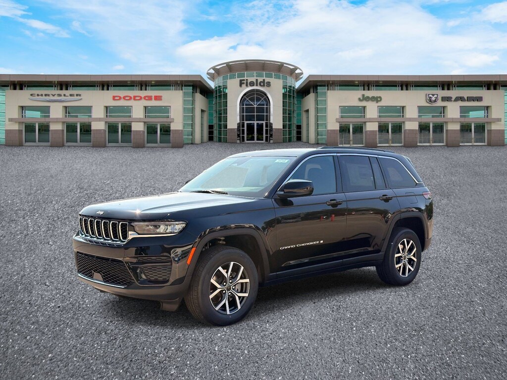 New 2027 Jeep Grand Cherokee Laredo X Sport Utility