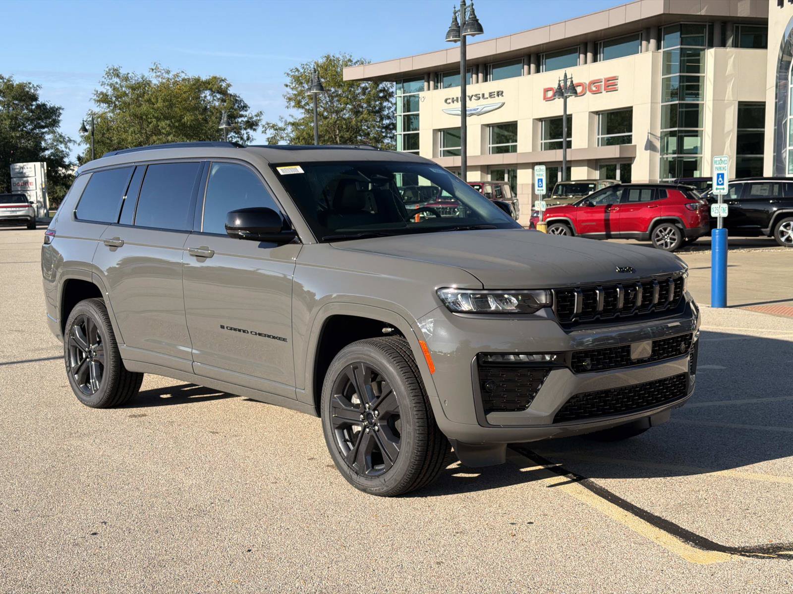 New 2027 Jeep Grand Cherokee L 3 Row LIMITED 4X4 Sport Utility