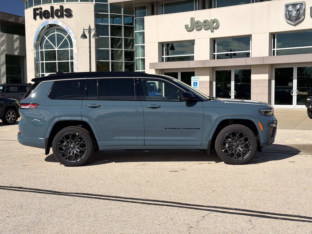 New 2027 Jeep Grand Cherokee L 3 Row SUMMIT 4X4 Sport Utility