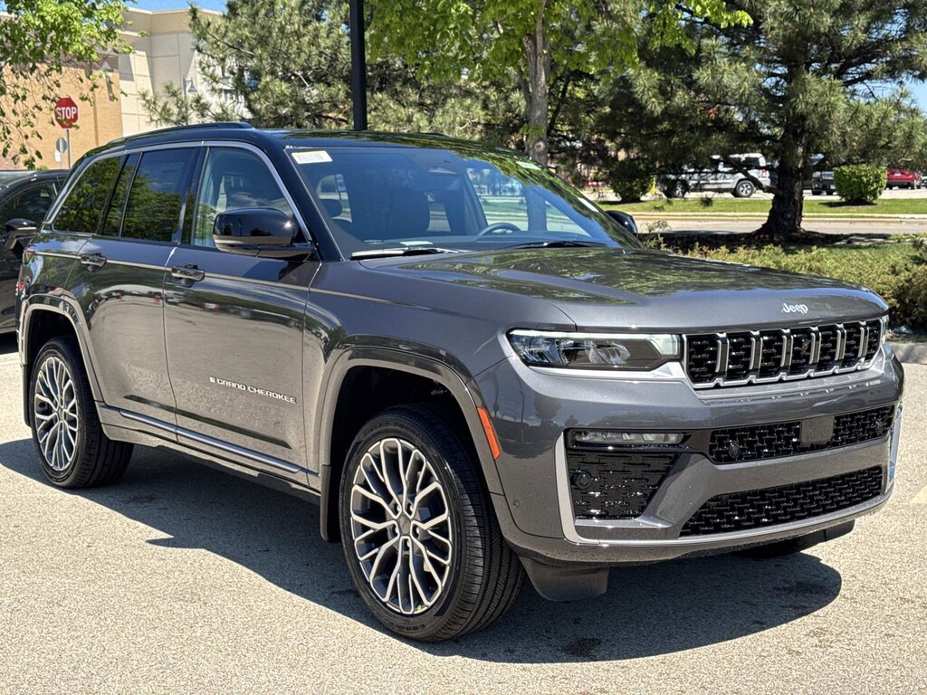 New 2026 Jeep Grand Cherokee SUMMIT 4X4 Sport Utility