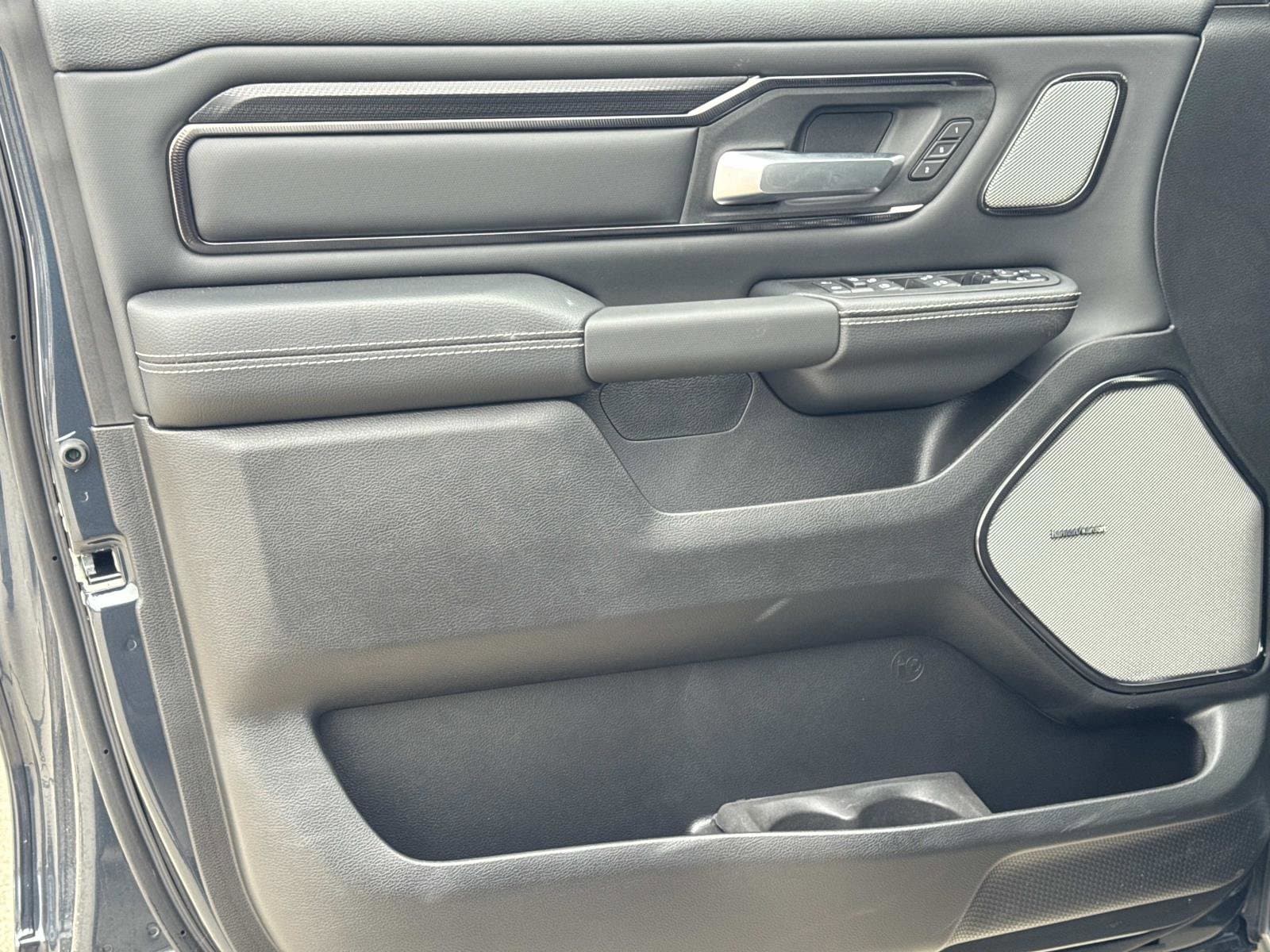 2026 RAM 1500 Rebel - Photo 17