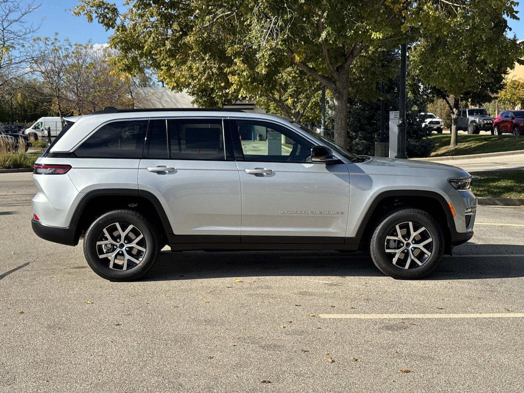 New 2025 Jeep Grand Cherokee LIMITED 4X4 Sport Utility