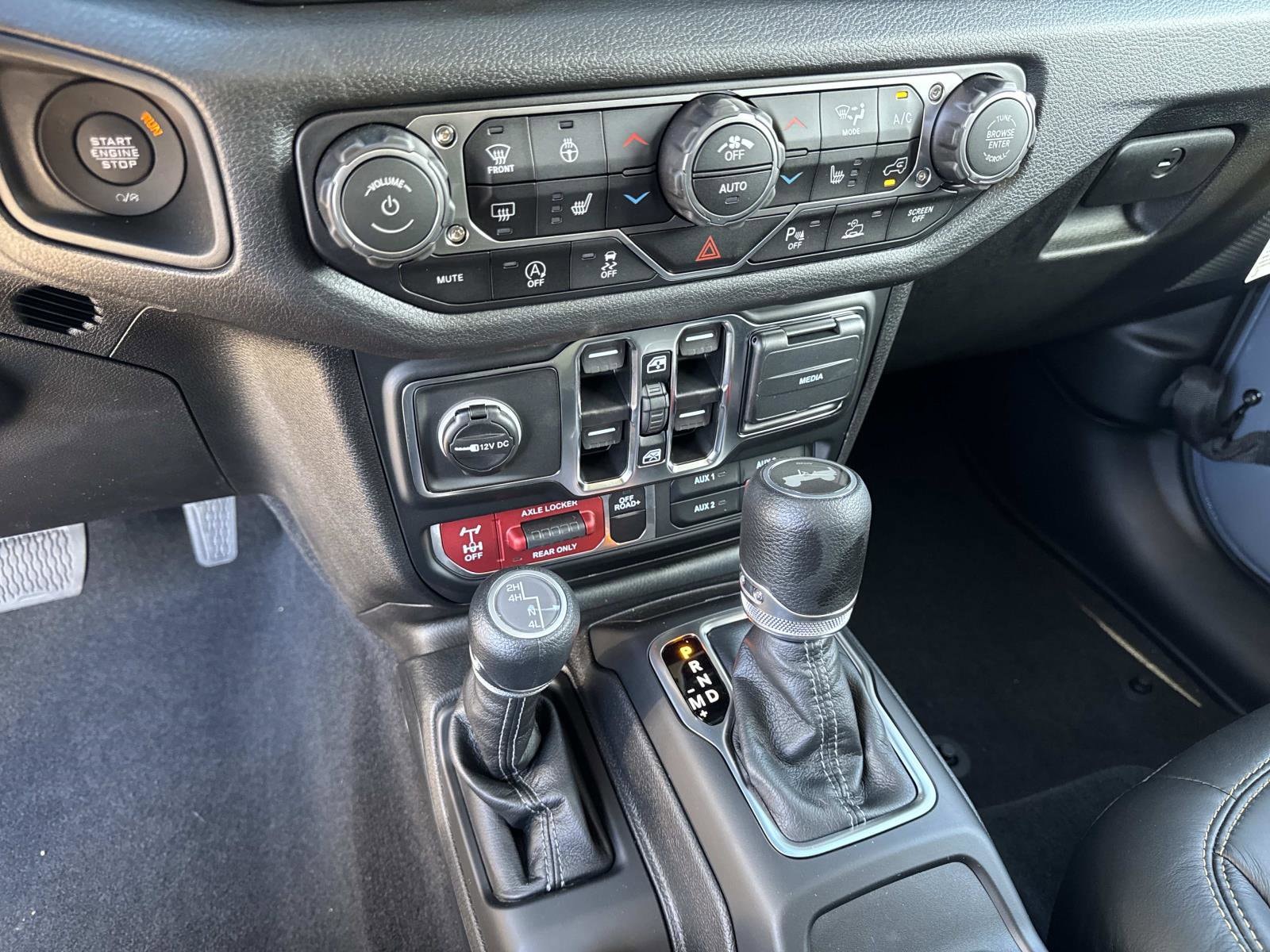 2026 Jeep Wrangler 4-Door Willys - Photo 25