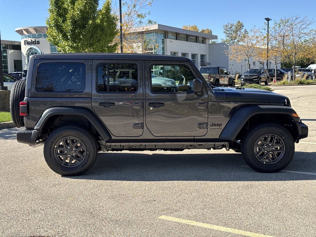 New 2026 Jeep Wrangler 4-DOOR SPORT S Sport Utility